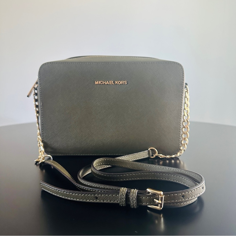 Michael Kors Jet Set Large East West Crossbody Bag in Olive